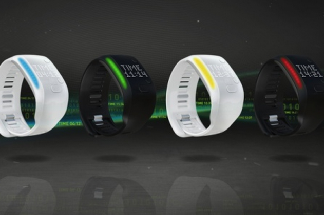 adidas miCoach FIT SMART 華麗登場