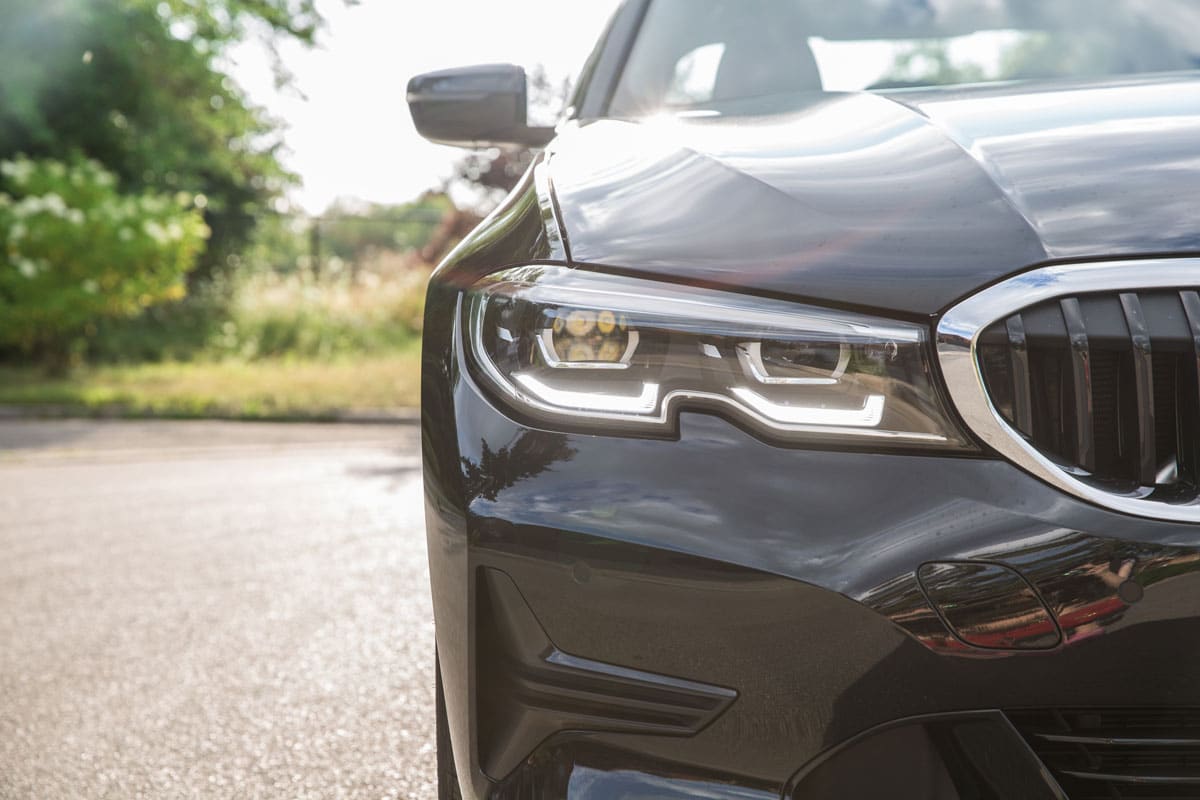 車迷心中的 駕駛者之車 全新19 Bmw 330i 傳承經典 重新出發 車迷心中的 駕駛者之車 全新19 Bmw 330i 傳承經典 重新出發