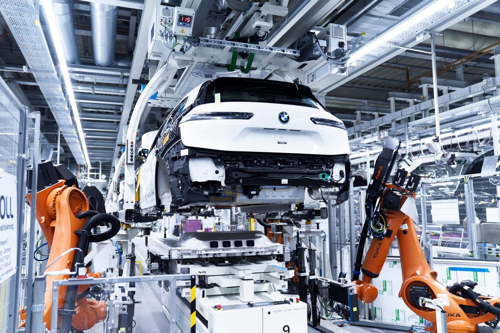 概念車成真〡BMW新旗艦電動車iX亮相 科技感強料成寶馬奔向未來之作 概念車成真〡BMW新旗艦電動車iX亮相 科技感強料成寶馬奔向未來之作-automobile-BMW
