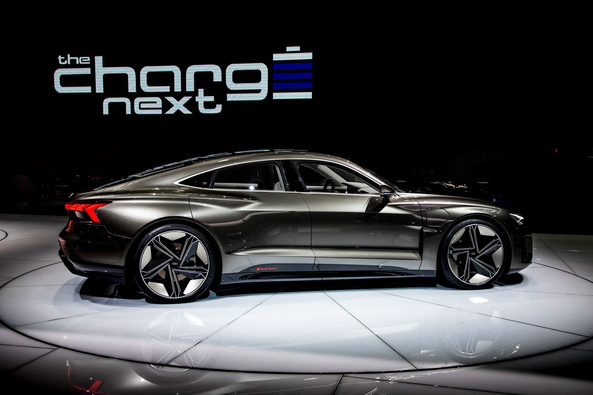 Audi e-tron GT 概念車,在今天,遇見明天 Audi e-tron GT 概念車,在今天,遇見明天-automobile-Audi